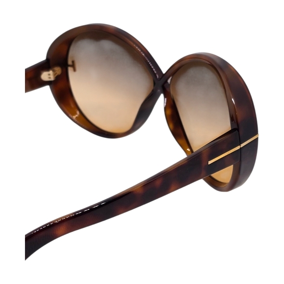 Tom Ford Women's Tortoise Shell Sunglasses - Picture 6 of 6